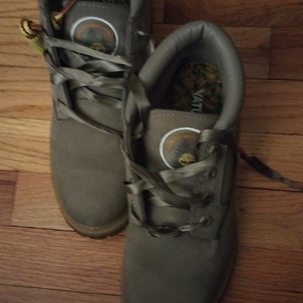 Olive green timberland boots